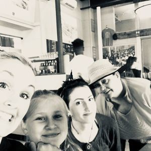 Meet your Posher, Alysa